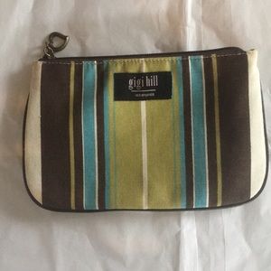 Gigi Hill makeup bag